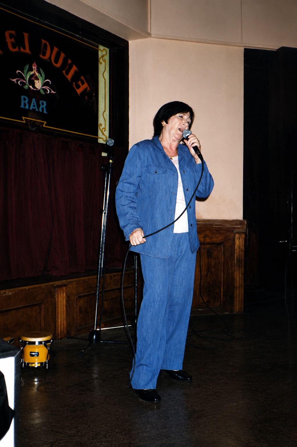 Azucena Paradiso performing on stage